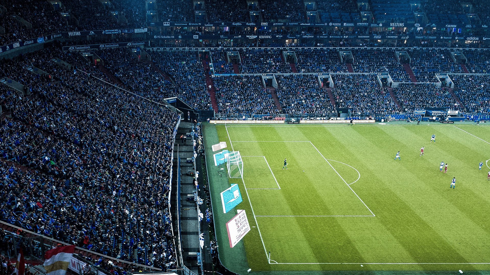 巴塞罗那传控战术再获成功 球队士气高涨,巴塞罗那的传奇球员